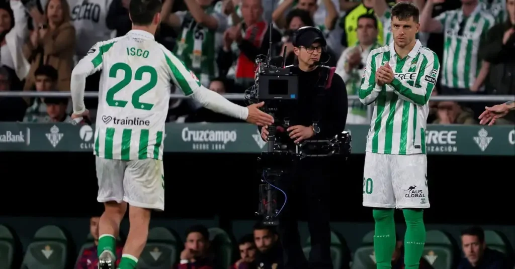 Lo Celso Asume el Reto en el Betis Tras la Lesión de Isco