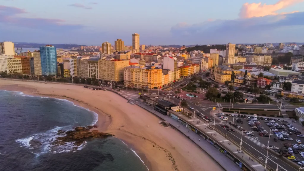 3.000 euros: la multa más alta en playas de A Coruña tras entrada en vigor de nueva normativa en junio 2026