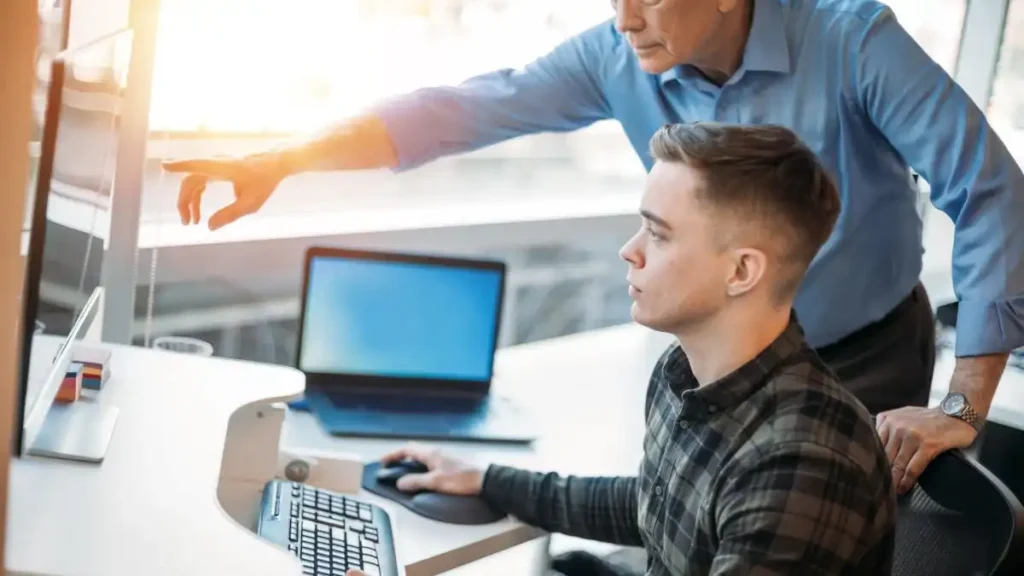73% de los jóvenes españoles priorizan horarios flexibles antes que salario: radiografía de una generación desencantada