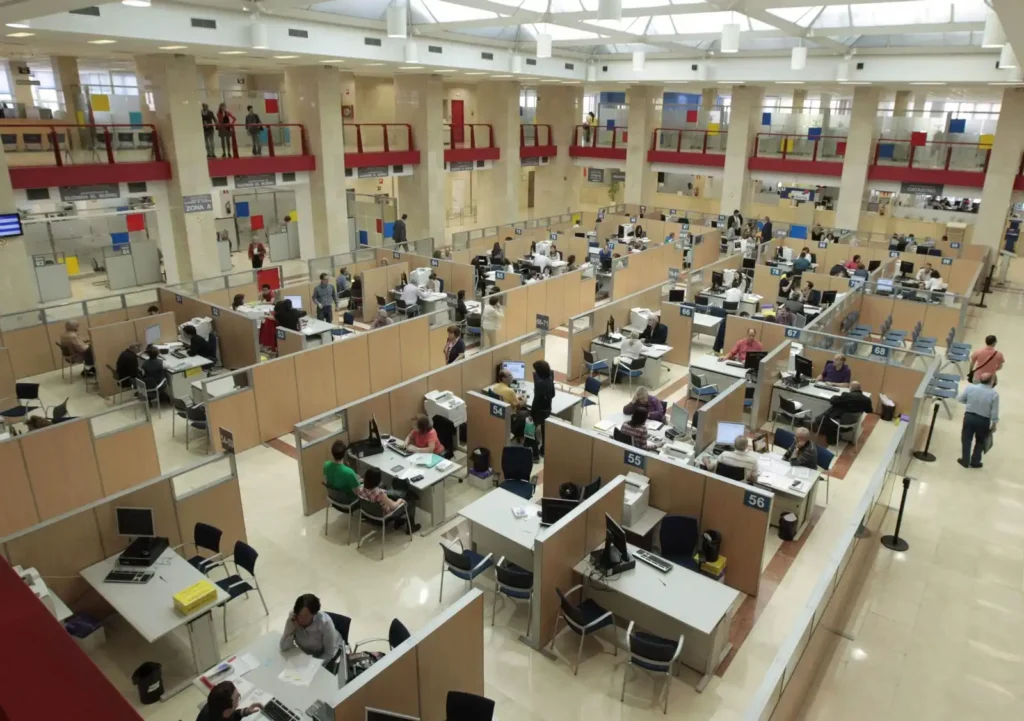 Aumento Salarial Propuesto para Funcionarios: Un Análisis de la Nueva Oferta del Gobierno