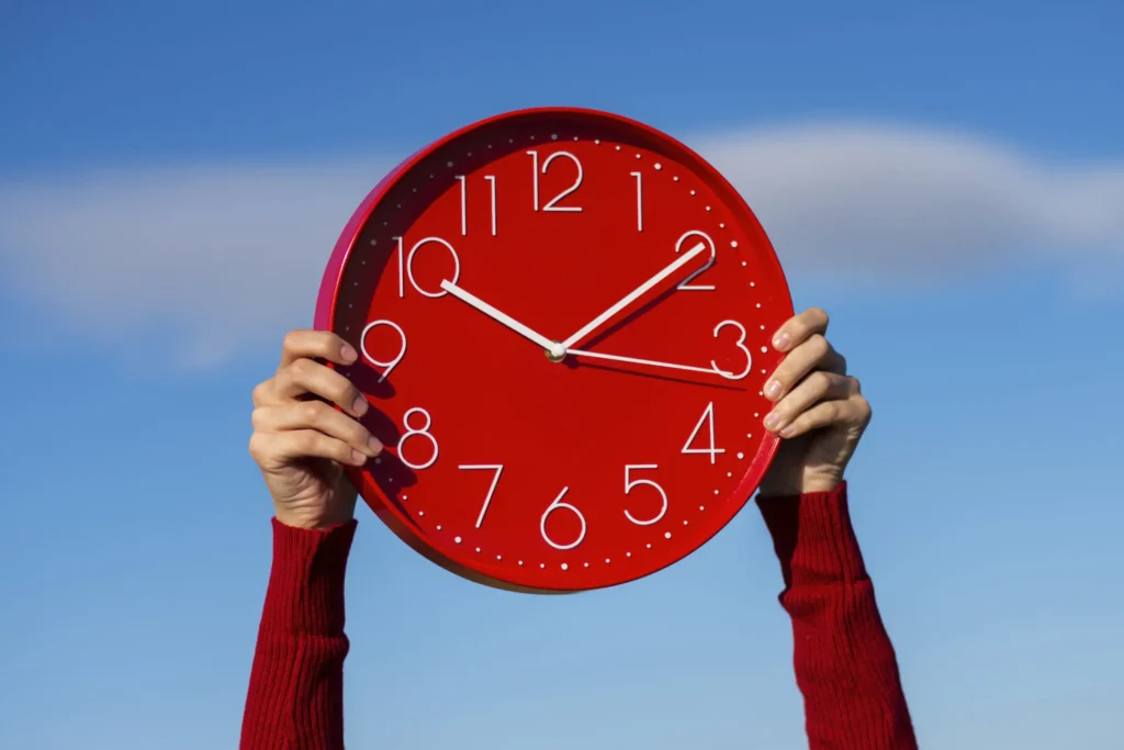 Cambio de hora 2026: efectos reales en salud, productividad y normativa europea