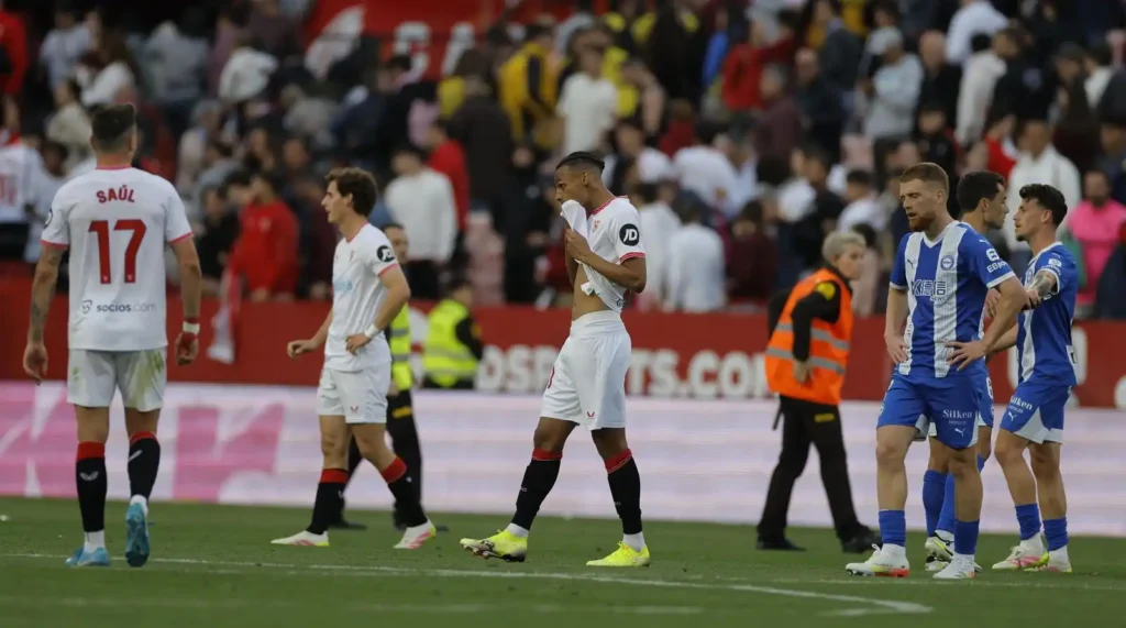 Desafíos y Desilusiones: El Sevilla FC en la Temporada Actual