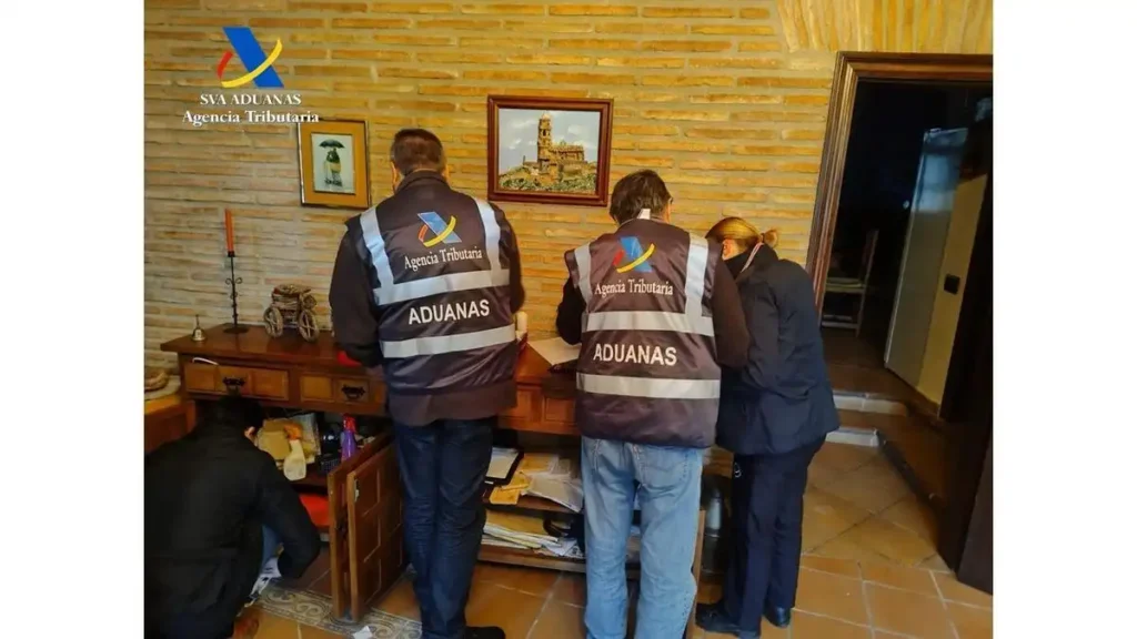 Desmantelamiento de una Macrotrama de Fraude en el IVA de Hidrocarburos en España