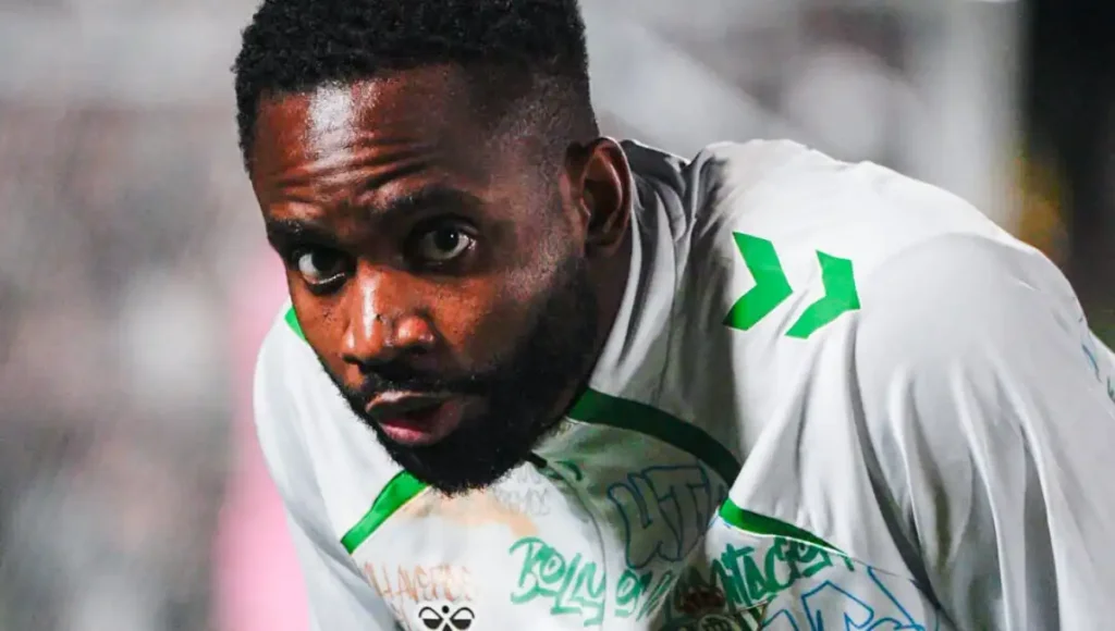 El Futuro Incierto de Bakambu en el Real Betis: Retorno y Posibles Salidas