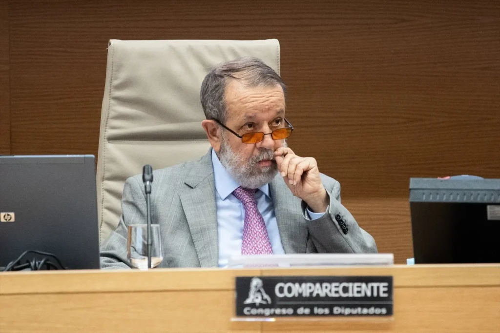 El Legado de Francisco Fernández Marugán: Un Compromiso con la Democracia y el Socialismo