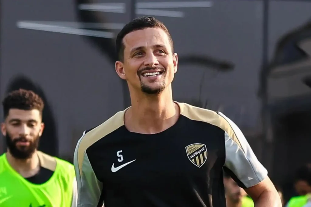 El Regreso de Luiz Felipe: Un Refuerzo Clave para el Rayo Vallecano