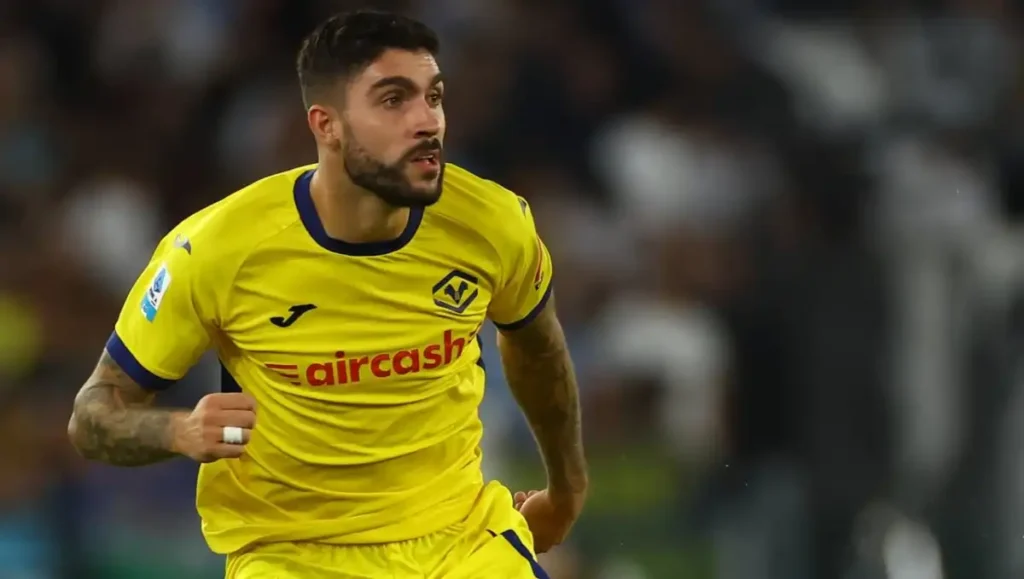 El Valencia CF busca reforzar su defensa con Unai Núñez