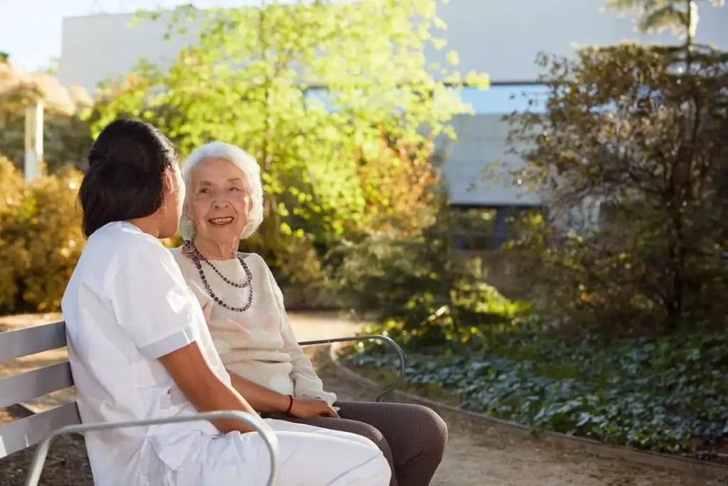 Innovación en el Cuidado de Personas con Alzhéimer: Un Enfoque Emocional para los Cuidadores