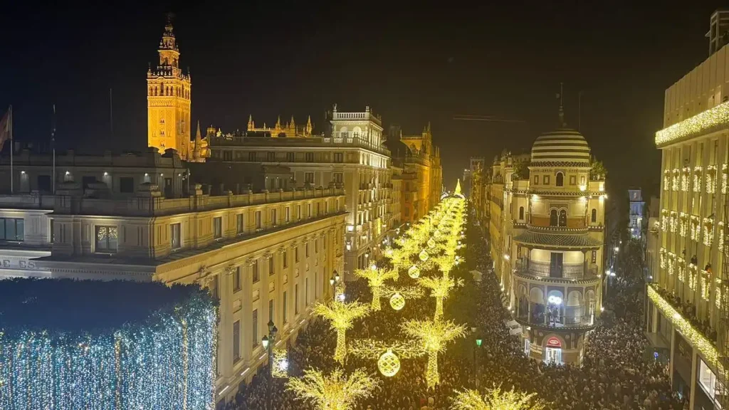 La Magia de la Navidad en Sevilla: Un Espectáculo de Luz y Color