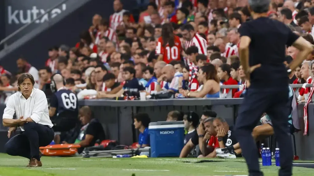 La Situación Crítica del Sevilla FC: Almeyda Bajo la Lupa