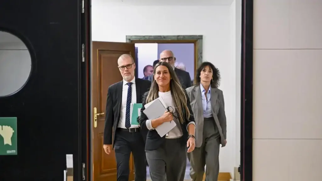La Tensión Política en Cataluña: Junts y el Futuro de los Presupuestos