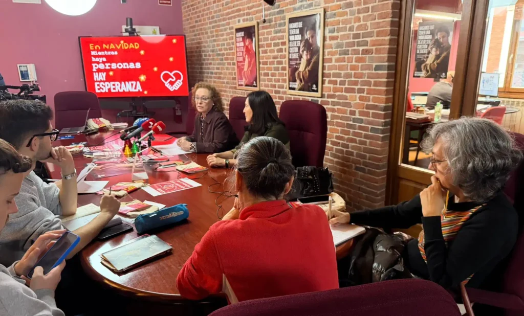Solidaridad en Navidad: La Campaña de Cáritas de León Frente a la Crisis Habitacional