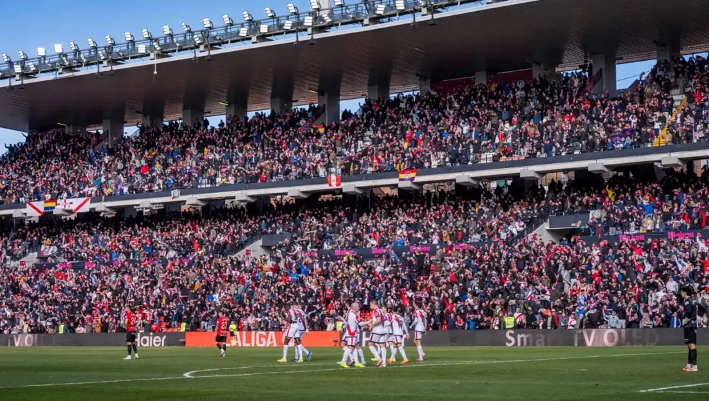Suspensión del Partido Rayo Vallecano – Oviedo: Análisis de la Situación Actual