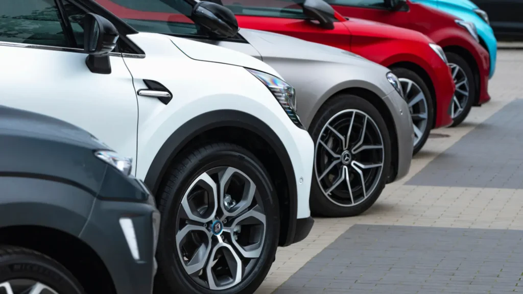 Brands Influence 2026: ¿Por qué Tesla, Mercedes-Benz y Toyota lideran el sector automotriz en influencia mediática?