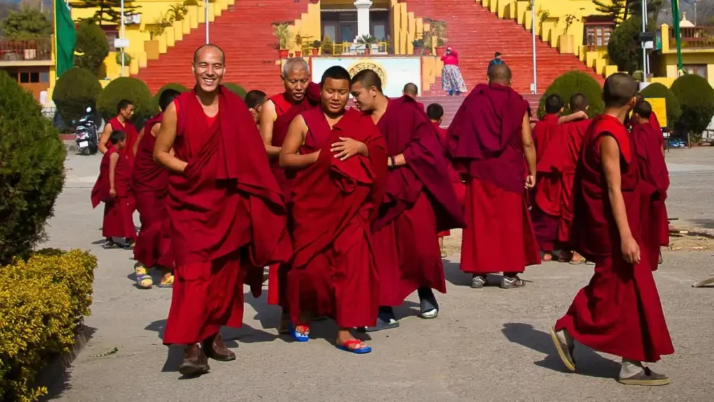 Detención de 22 monjes budistas en Sri Lanka con 112 kg de droga: ¿qué revela el caso sobre las redes de tráfico transnacional?