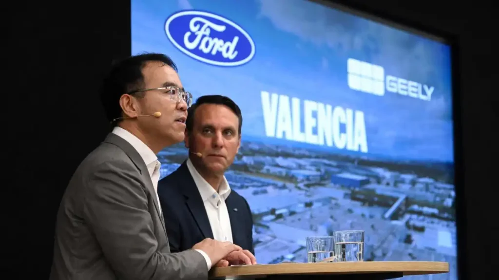 Ford y Geely unen fuerzas en Almussafes: 5 modelos desde 2028 en la planta valenciana con capacidad para **500.000 vehículos/año**