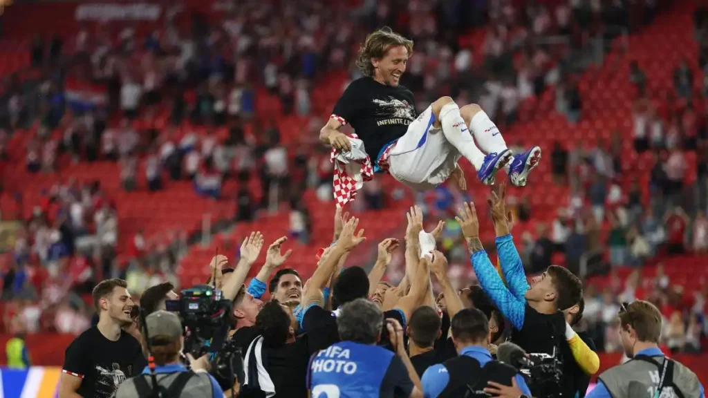 Luka Modric jugará su temporada 27ª en la élite a los **41 años**: el récord de longevidad en el fútbol europeo