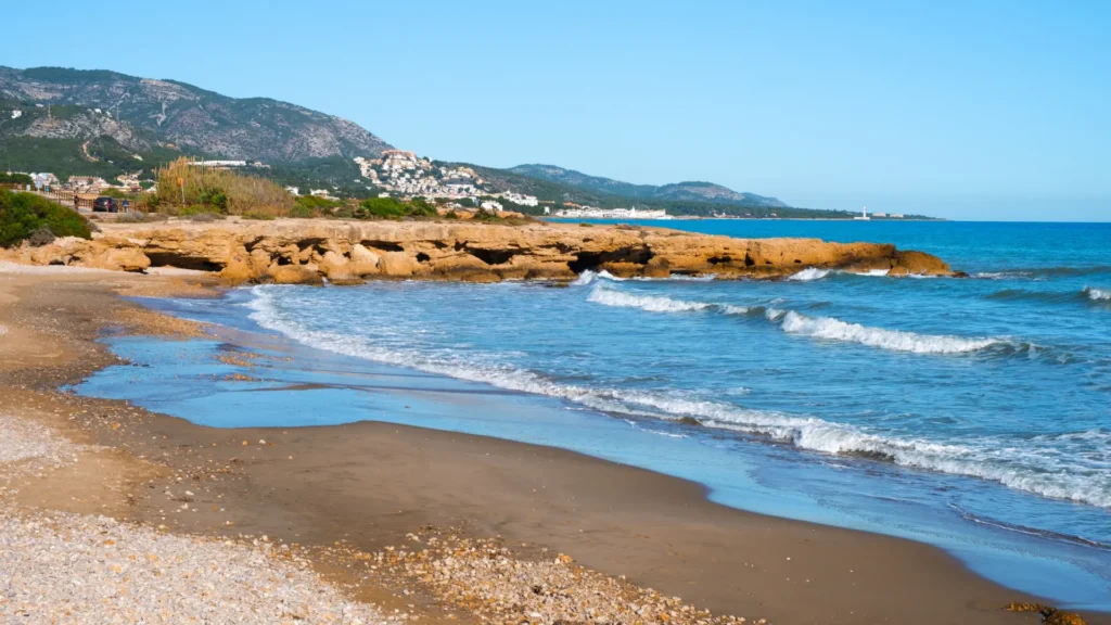 Playas poco conocidas Comunidad Valenciana: 6 arenas vírgenes con Bandera Azul desde 1987