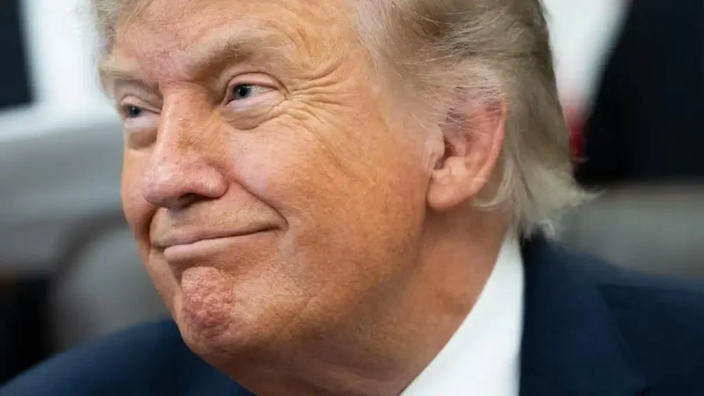 Trump generó 1.200 millones de dólares en ingresos cripto en 2025: cifra récord que supera sus negocios tradicionales